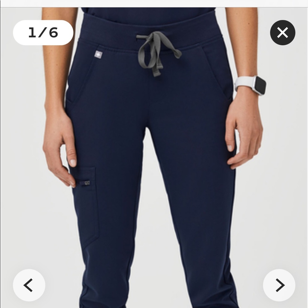 Navy blue Zamora Figs jogger scrub pants XL
